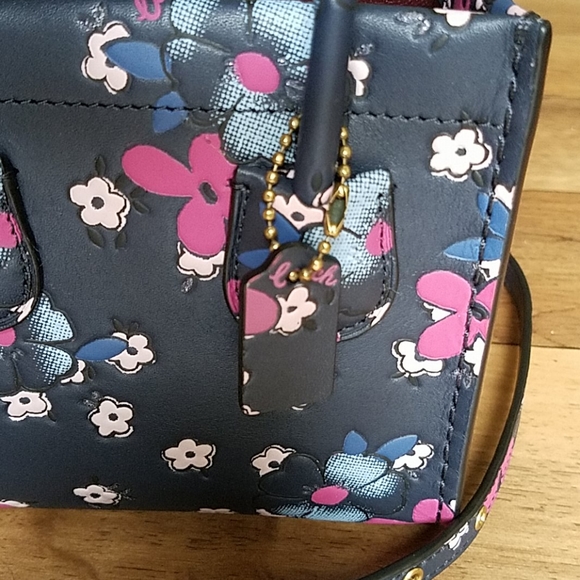 Coach Cashin Carry Tote 14 Blocked Floral / Blue - Picture 4 of 8